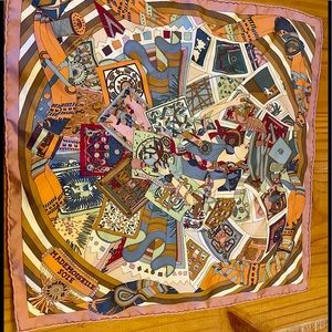 HERMES MADEMOISELLE SOIE SILK POCHETTE SCARF